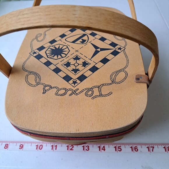 VTG Carnation Basket Wood Texas Military Fort Hood Officer Wives Club Quilt - Picture 7 of 15